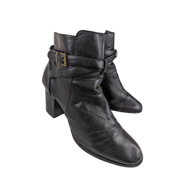 NWOT! KENNETH COLE REACTION! 1 SHOW! BLACK FAUX LEATHER CHUNKY HEELS! SZ 10 - Picture 9 of 9